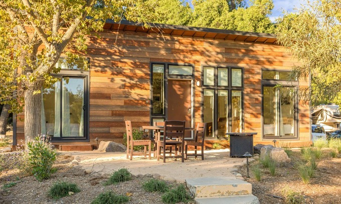 Temecula Cabina | Native Falls Cabin (2BR Modern) - 2 bedroom, 1 bath Deluxe Cabin