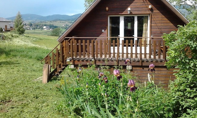 Saint-Pierre-dels-Forcats Cabaña | Chalet surrounded by nature near FONT-ROMEU
