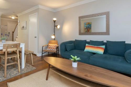 Northeast Virginia Beach Casa | Natural Beauty B