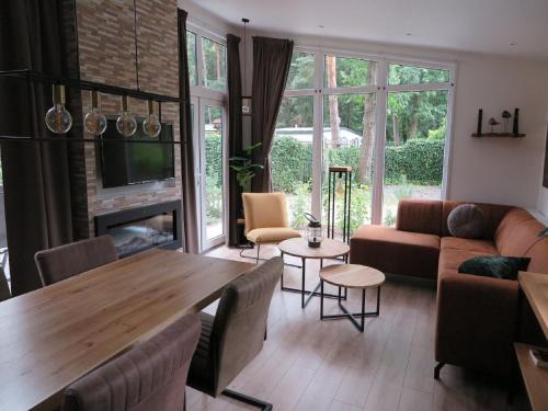 Bosgebied Hoenderloo Casa | Nature-Connected Modern Stay, cleaning included