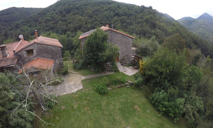 Saint-Laurent-de-Cerdans Cabaña | Amantes de la naturaleza, descanso, ríos, piscina sobre el suelo, cerca de Céret, sociedad de juegos