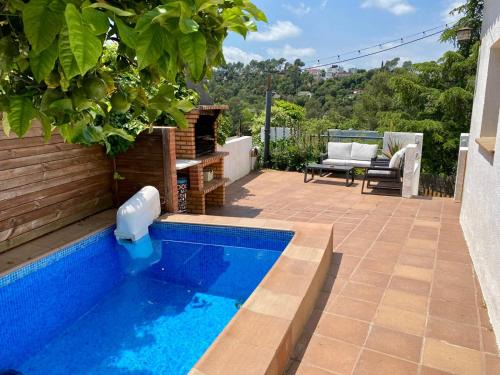 Sant Cugat del Valles Chalet De Esquí | Nature Oasis near Barcelona with swimming pool Parties not allowed