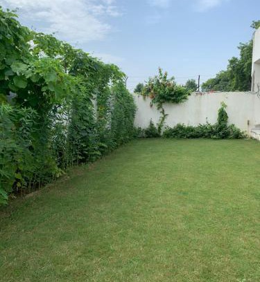 Varanasi Casa | Nature's property