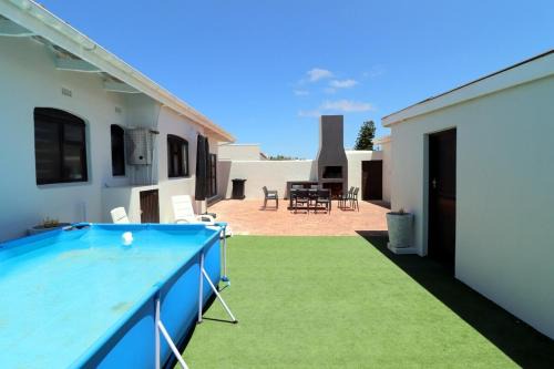 Struisbaai Casa | Naude House In Struisbaai