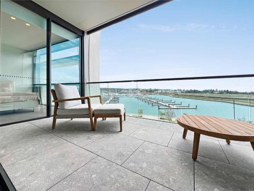 Shell Cove Apartamento | Nautilus View - Luxury Marina Getaway