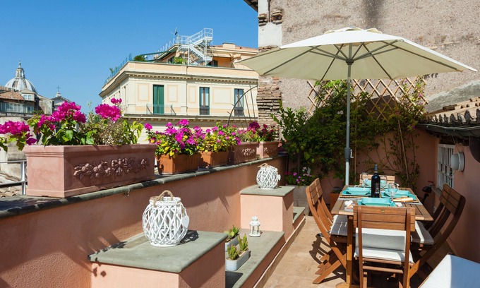 Rione V Ponte Apartamento | NAVONA, CAMPO DE FIORI - Penthouse Terraced