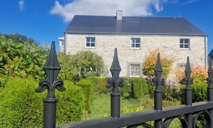 Bastogne Apartamento | Nazareth vacation home