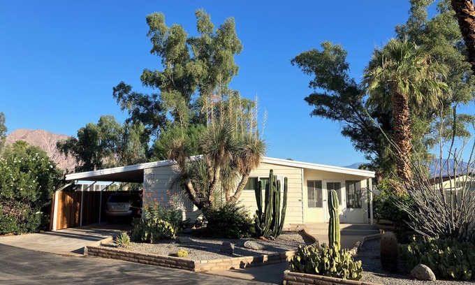 Borrego Springs Casa | nDesert Escape: 2BR/2BA at Roadrunner Golf and Country Club. Golf cart included!