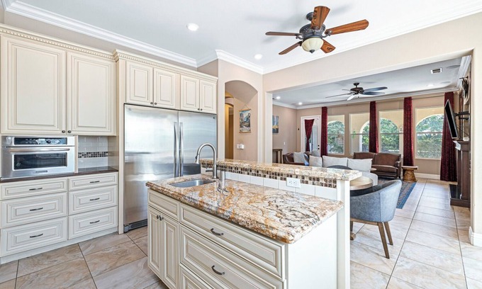 Clovis Casa | NE Clovis Retreat with Pool