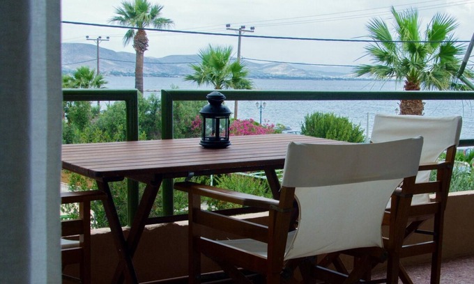 Nea Makri Apartamento | Nea Makri Beach Apartment