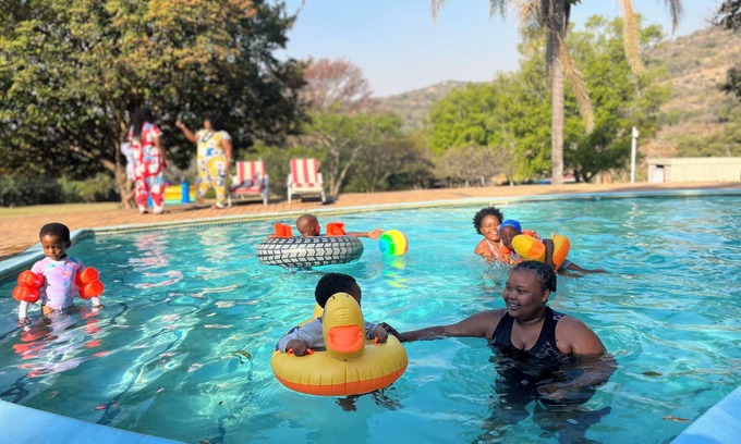 White River Cabina | Near Big 5 Numbi Lodge