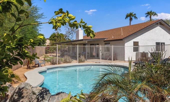 Glendale Casa | Near Cardinal Stadium & Entertainment District!