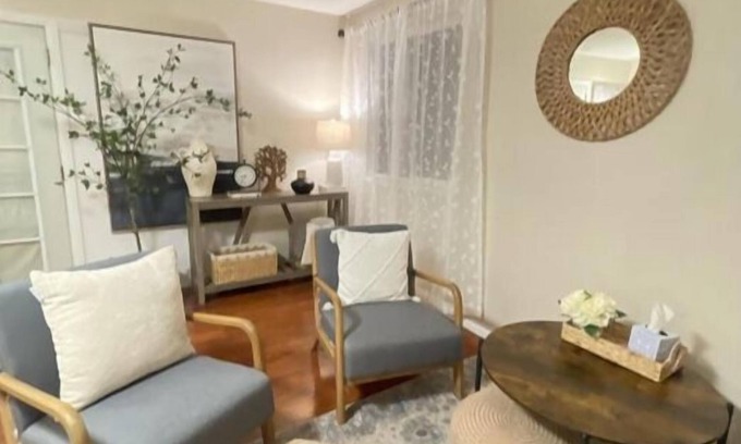 Bonita Casa | Near Claremont La Verne near highways 10 57 210 Memory foam Queen's bed