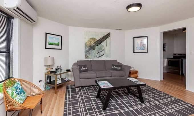 Sherman Hill Casa | Near Downtown ~ 2BDR & Fun Backyard ~ Pet Friendly