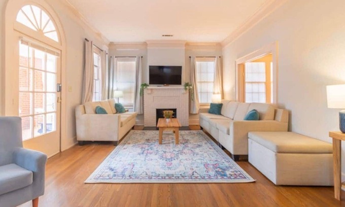 Columbus Casa | Near Downtown, Parks & Museum - Midtown Two-Units!