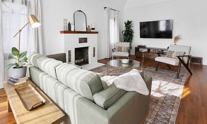 East Los Angeles Casa | Near downtown LA