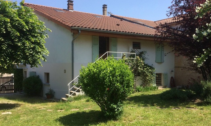 Tullins Casa | Cerca de Grenoble: casa grande con jardín