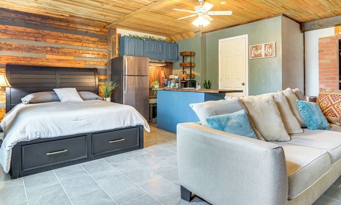 Brownsville Apartamento | Near Historic Battlefield Trail: Studio w/ Patio!
