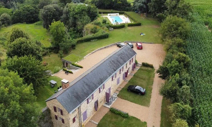 Juigne-sur-Sarthe Casa | CERCA DE LE MANS / Casa de la familia ATYPIQUE / o Zona de artesanía del siglo 19