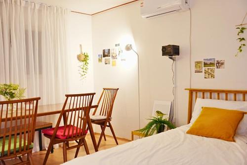 Jamsil-dong Apartamento | Near Lotte World, KSPO DOME, COEX, Olympic Park, 2 Rooms, 2 Queen beds, 1 super single bed, 5 people