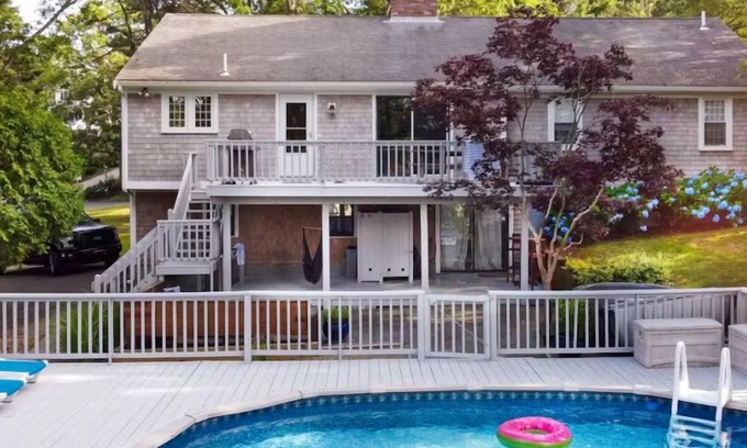 East Dennis Casa | Near Mayflower! Pool & Hottub! Dogs OK! Slps 10!