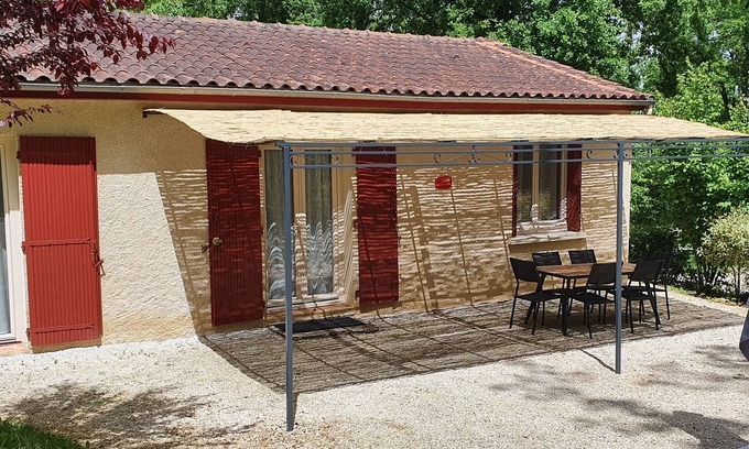 Saint-Andre-dAllas Casa | Near Sarlat gîte " La Figuière " 3* all comfort for 4 to 6 pers. Air-conditioned