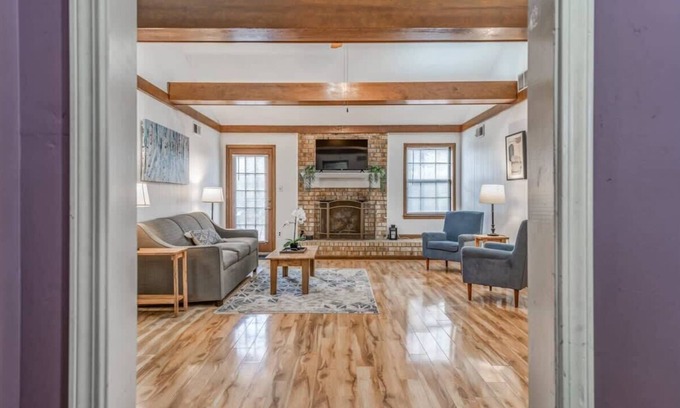 Cordova Casa | Near Shelby Farms & Greenline- Cordova Comfort