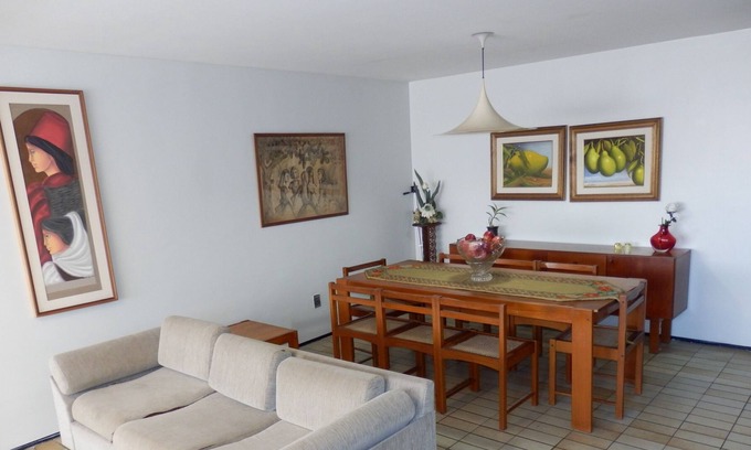 Boa Viagem Apartamento | Cerca de la playa de Boa Viagem, a pocas cuadras del Shopping Recife!