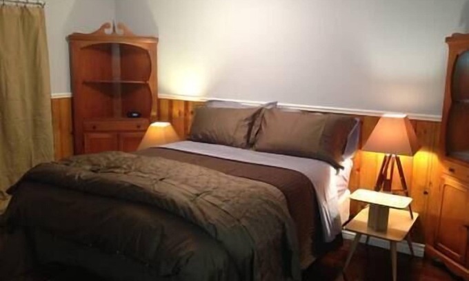 Big Bear Lake Casa | A pie de las pistas! Pacífica, Cabina arbolado con actualizaciones modernas