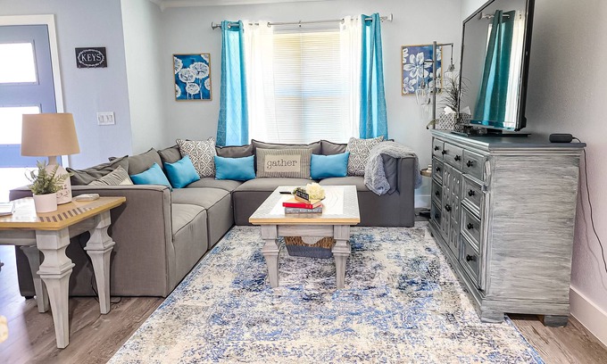 Dallas Casa | Near White Rock Lake and Arboretum, Relax and Clean 5 Bedrooms