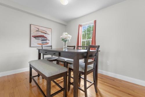 Fair Haven Apartamento | Near YALE - Beautiful Waterfront Townhouse in New Haven