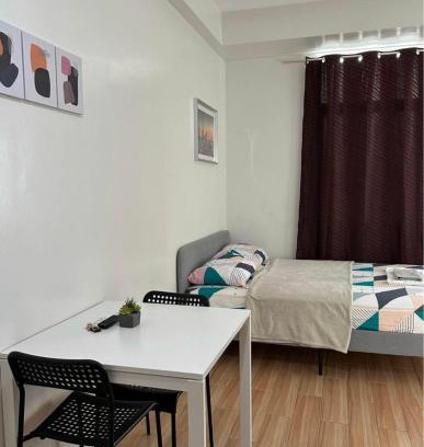 Binan City Apartamento | Neat Unit in Holland Park Southwoods