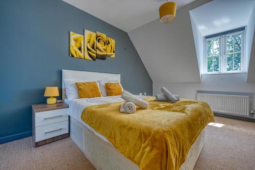 Little Hay Apartamento | NEC Exhibitor Home, Stay near Birmingham Airport