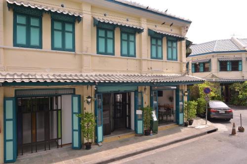 San Chao Pho Suea Cama Y Desayuno | Neighbor Phuthon