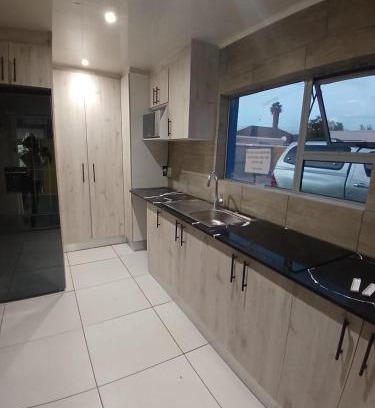 Goodwood Casa | Neo & Ruks Goodwood 1