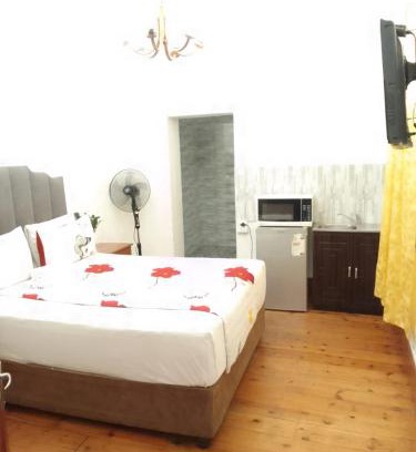 Eikenbosch Apartamento | Neo & Ruks Guest Houses Boston Belleville 3