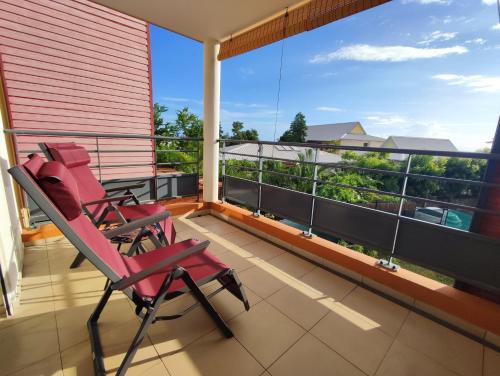 Carosse Apartamento | Neptune Appart T3 avec Grande Terrasse et Parking Privé, Proche des Plages, Saint Gilles Les Bains