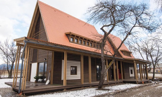 Frumoasa Casa | Nera Panzió