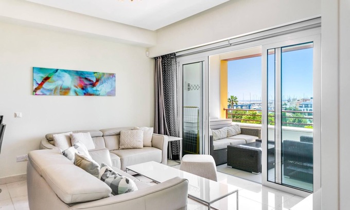 Limassol Apartamento | Apartment D22 by Ezoria Villas in Limassol Marina