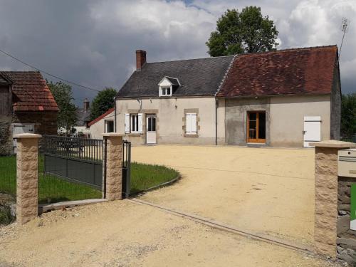 Crozon-sur-Vauvre Casa | Nermond - FR-1-591-751