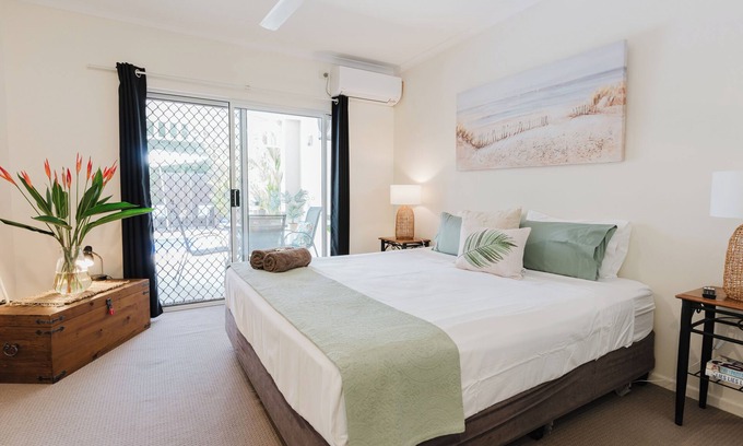 Palm Cove Villa | Escape to your private tropical oasis! 2 bedroom/2 bathroom, private pool!🌴
