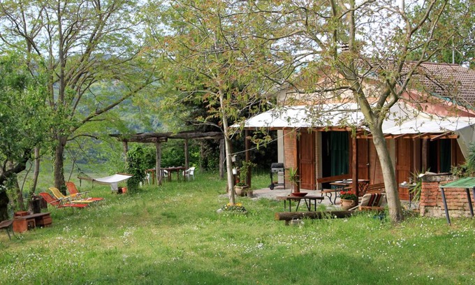 Civitella di Romagna Casa | Nespoli: Casa / villa.en colina compeltamente rodeada de la naturaleza