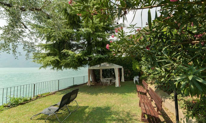 Marone Apartamento | NIDO EN EL LAGO frente al lago, playa privada, aire acondicionado SEPT-OCT OFFERT