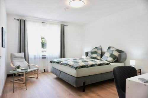 Guels Apartamento | NEU I 2 Schlafzimmer für bis zu 8 Gäste mit schönem Balkon und privatem Stellplatz unmittelbar an der Mosel
