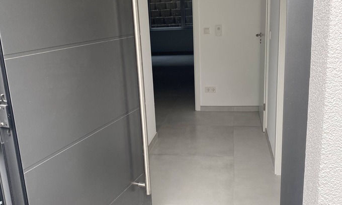 Taunusstein Casa | Neubau, Schön Sauber Eingerichte 2 Zimmerwohung