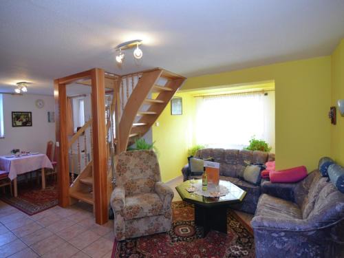 Neustadt am Rennsteig Casa | Neustadt 2BR with Garden, cleaning included