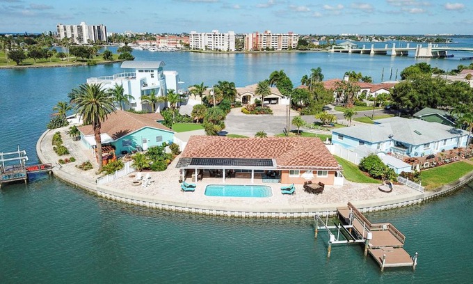Causeway Isles Casa | Neverending Paradise