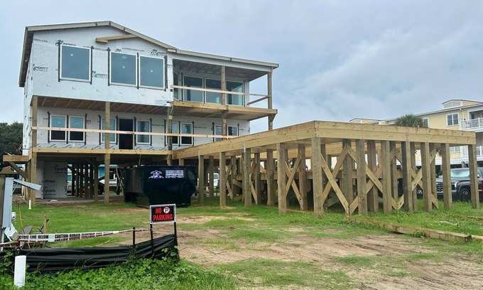 Yaupon Beach Casa | NEW 10BR,10 Full BA,2 Half BA, 2nd Row,Pool,Elevator,EV Charger, Sleeps 26