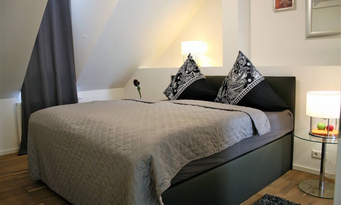 Baden Baden Old Town Apartamento | NUEVO! Apartamento de lujo de 120 m2 en 2 plantas directamente en la calle peatonal.