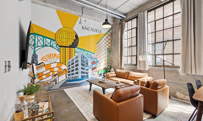 Old City Condominio | NEW 2 Bedroom- Near UT - Heart of Old City- Historic JFG Flats Building